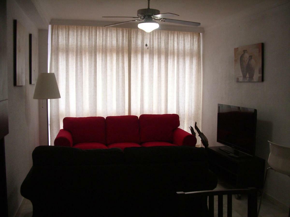 Paseo Maritimo De Poniente Apartment
