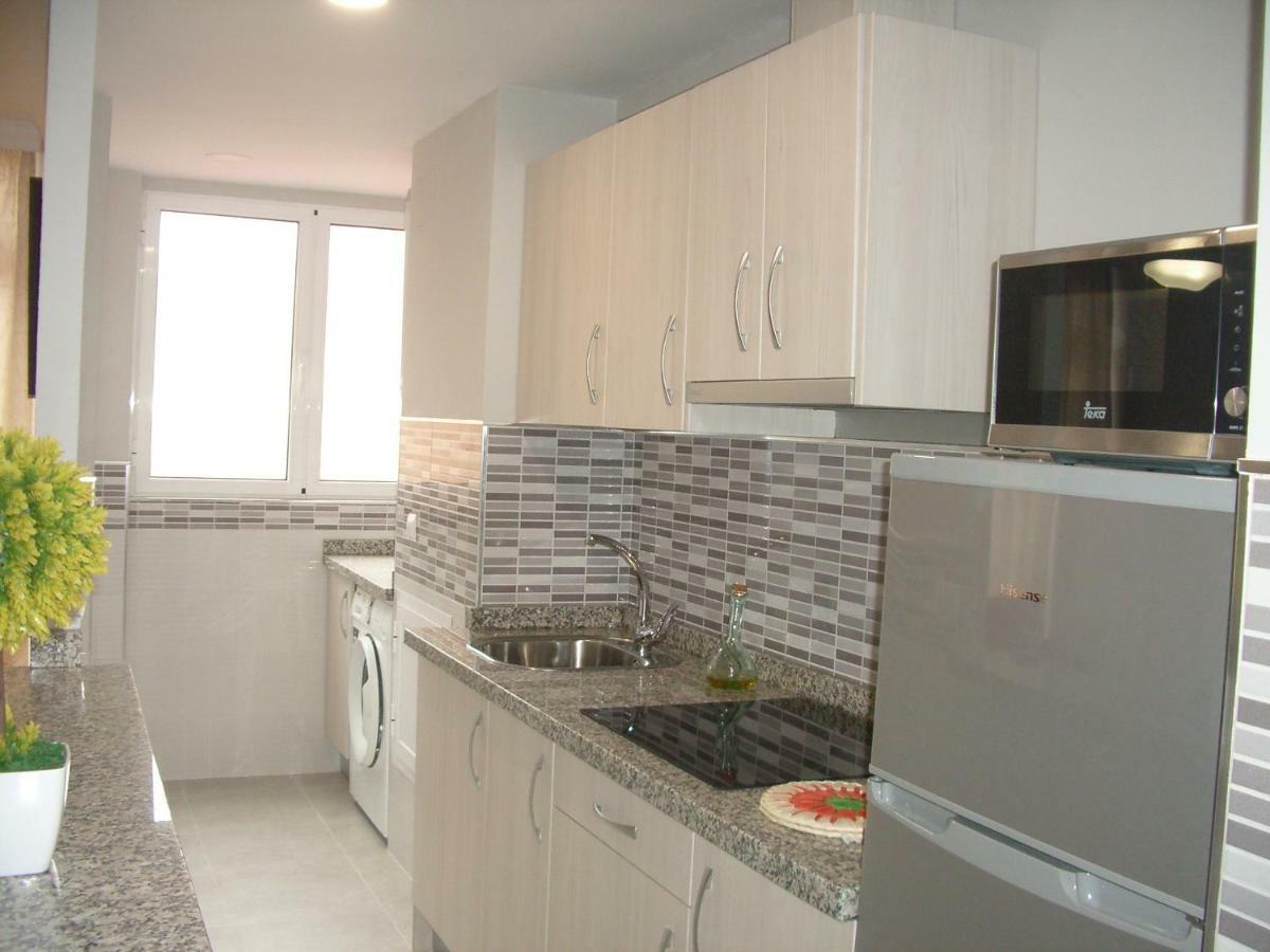 Paseo Maritimo De Poniente Apartment Malaga