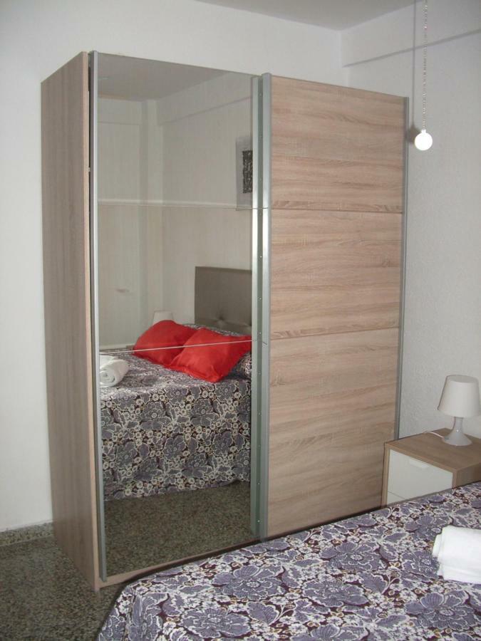 Paseo Maritimo De Poniente Apartment