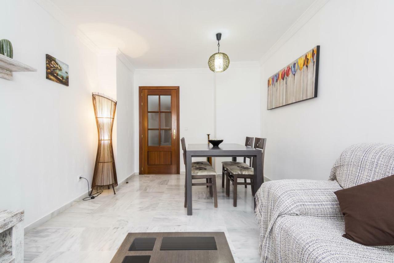 Apartment Alaska 800 M De La Playa Parking Privado Malaga