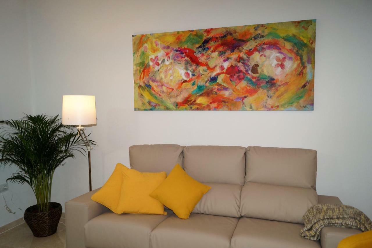 Plaza Alfonso Xii Apartment *