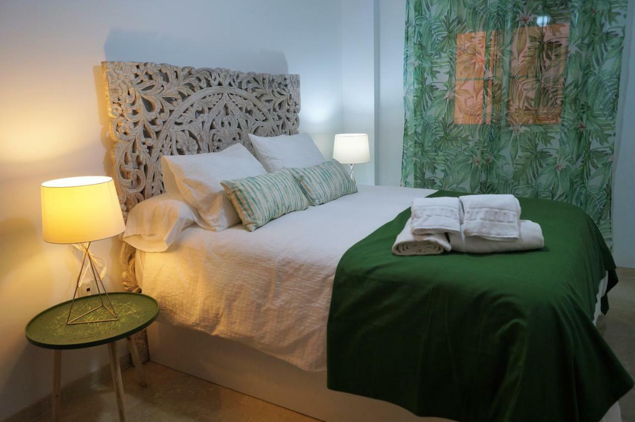 Plaza Alfonso Xii Apartment Malaga