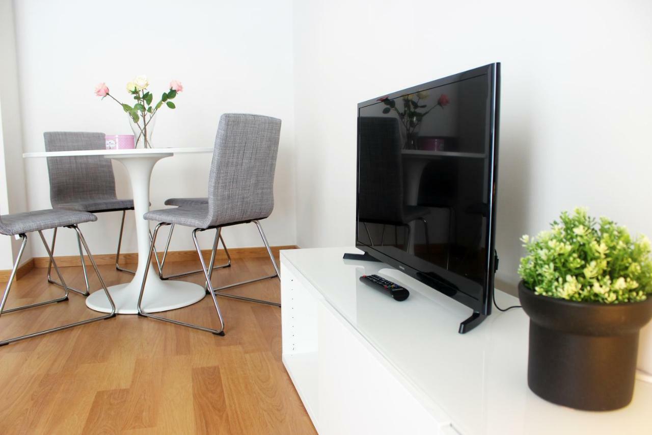 Apartment Jinetes 16, Pool, Historic Center, Free Parking, Quite Neighborhood, Ce *