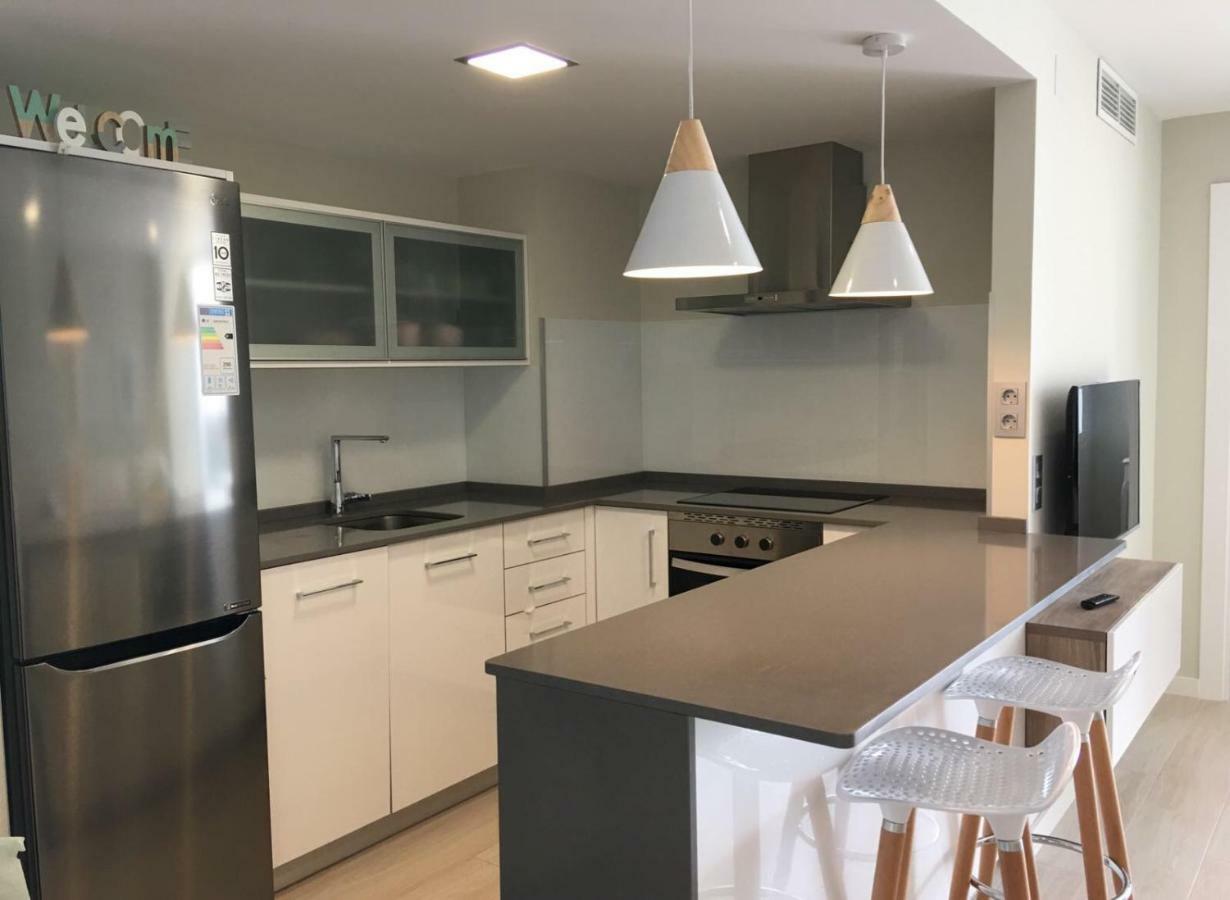 Sorolla 105, Luxury, Beach, Free Parking, Services, Quite Neighborhood, So Malaga