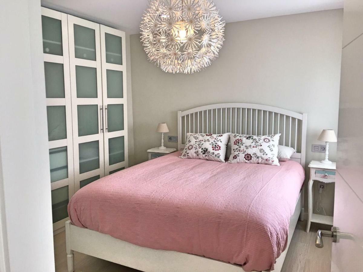 Apartment Sorolla 105, Luxury, Beach, Free Parking, Services, Quite Neighborhood, So
