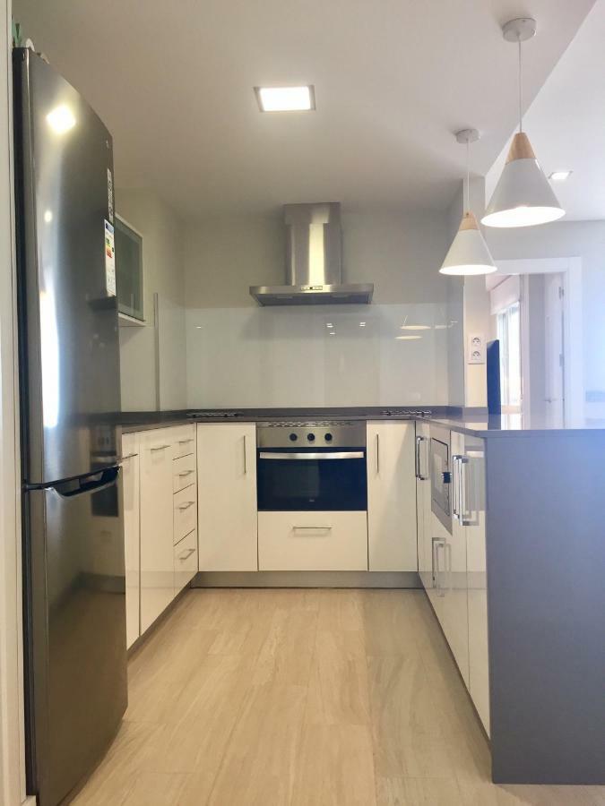 Apartment Sorolla 105, Luxury, Beach, Free Parking, Services, Quite Neighborhood, So