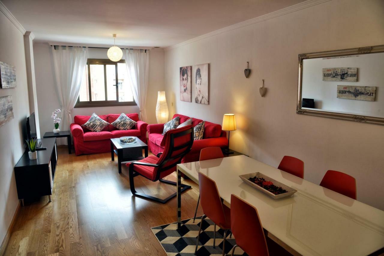 Wonderstays La Estacion Apartment