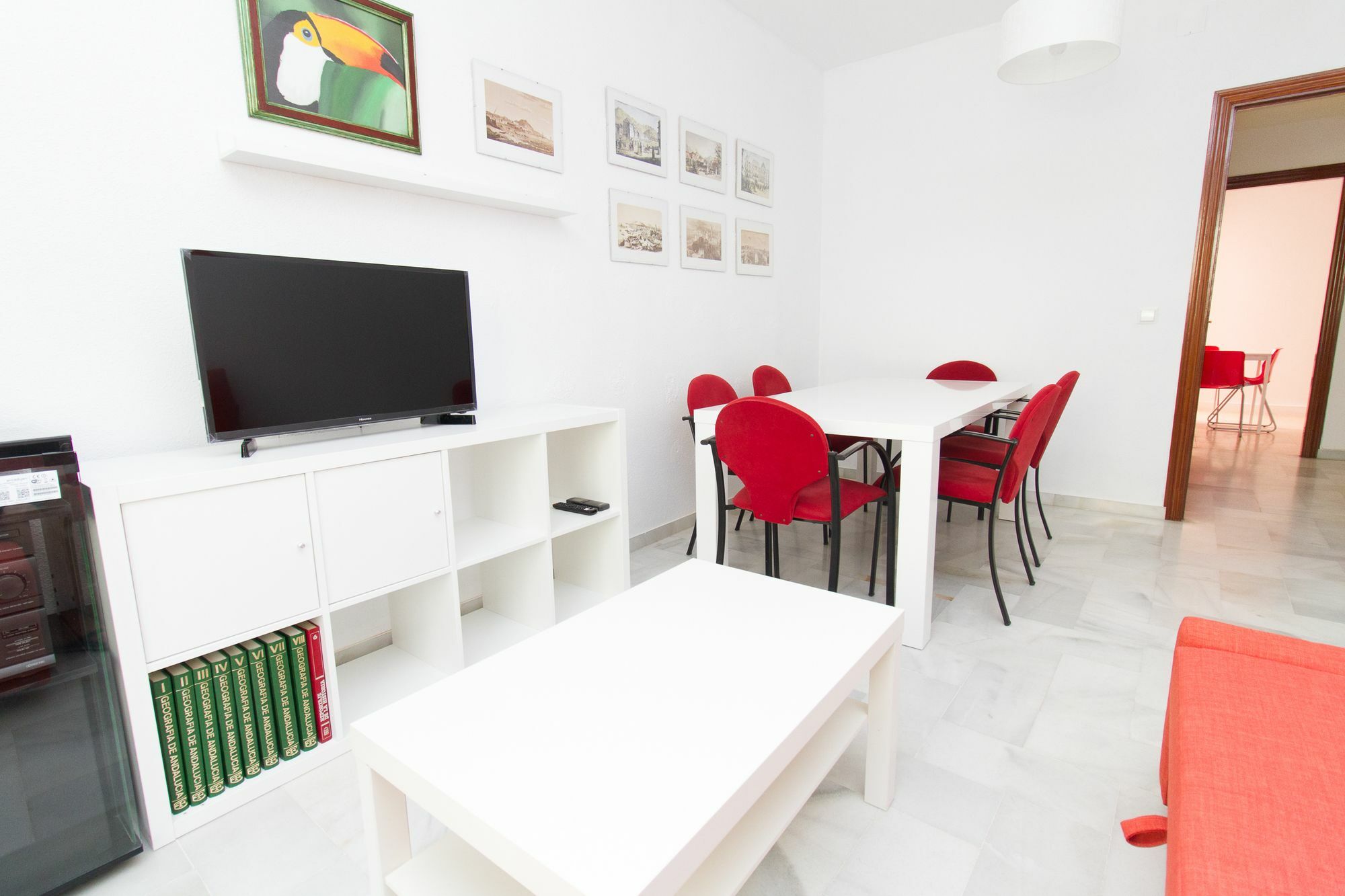 Modern & Spacious Flat By La Recepcion Malaga