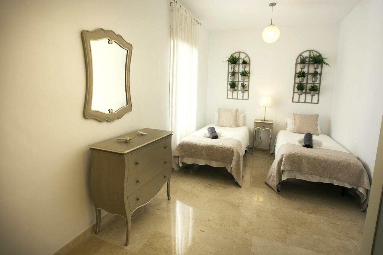 Modern, Comfortable & Bright * Malaga