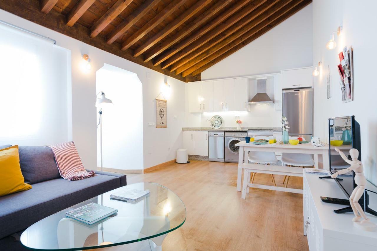 Hola Centro Apartment