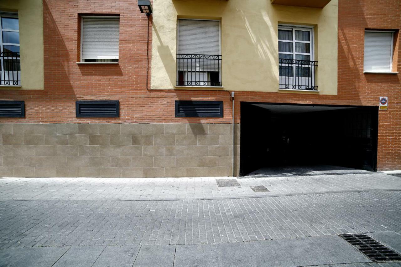 Centrico Apartamento Con Parking Disponible By Bebalmy Apartment