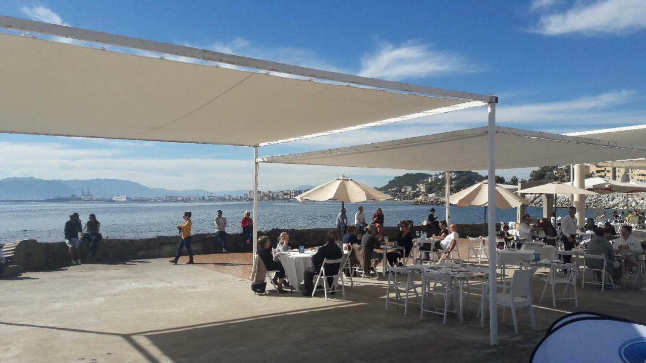 Private Townhouse With Roof Terrace Close To The