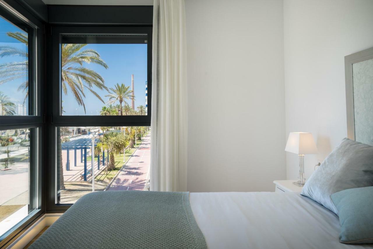 Gran Vivienda De Lujo Frente Al Mar * Malaga