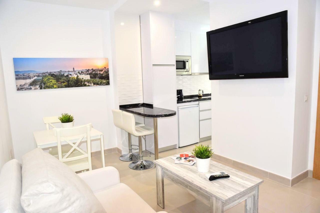Cozy Center Apartment *