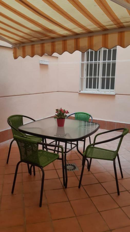Plaza Alfonso Xii Apartment