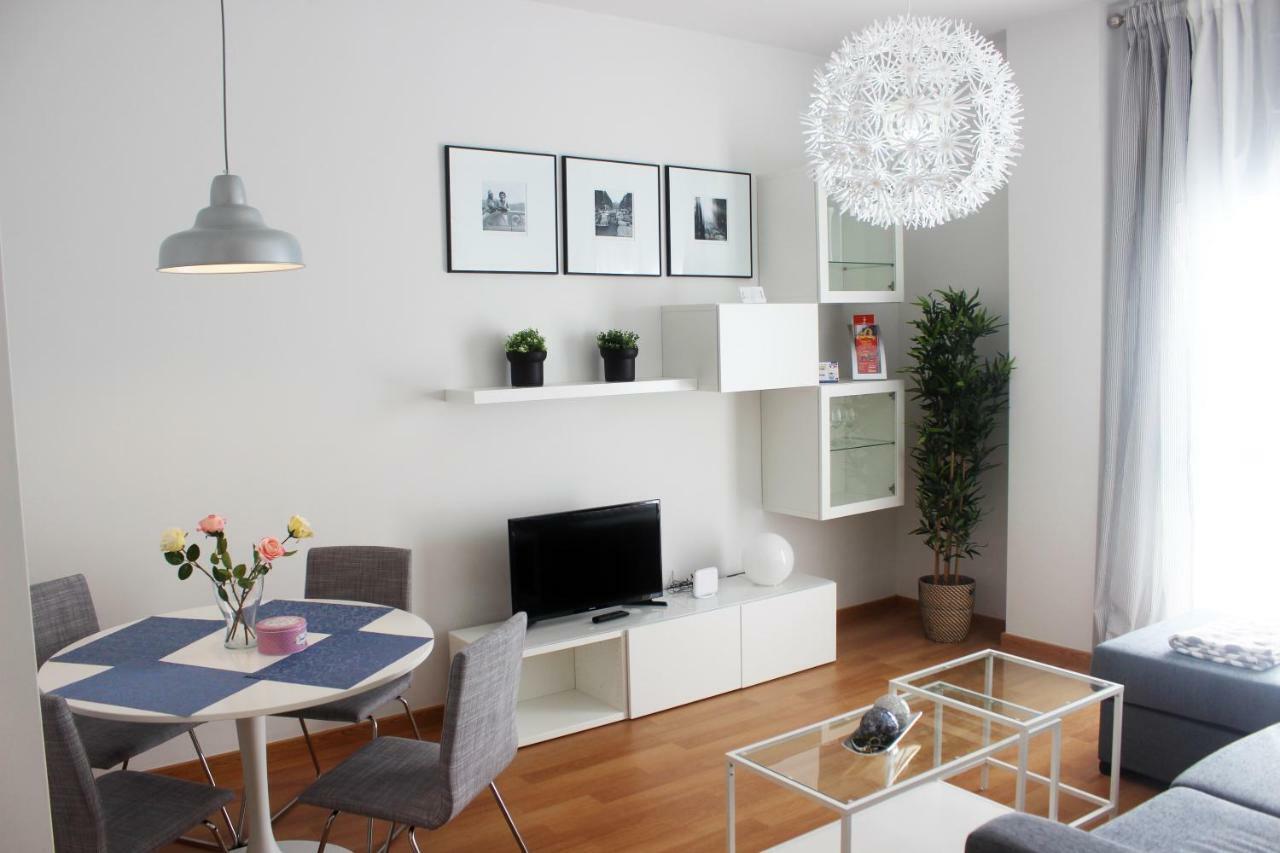 Apartment Jinetes 16, Pool, Historic Center, Free Parking, Quite Neighborhood, Ce Malaga