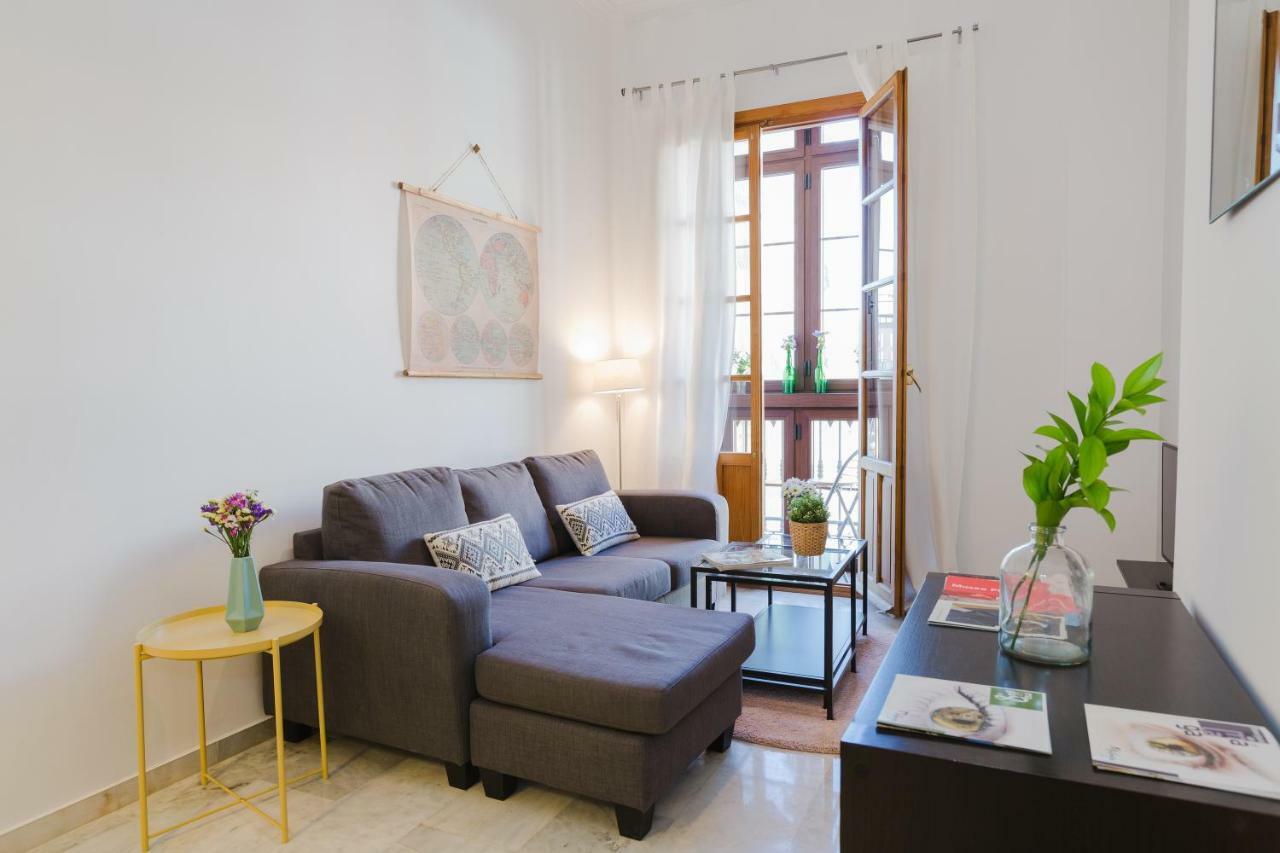 Apartment Hola Atarazanas