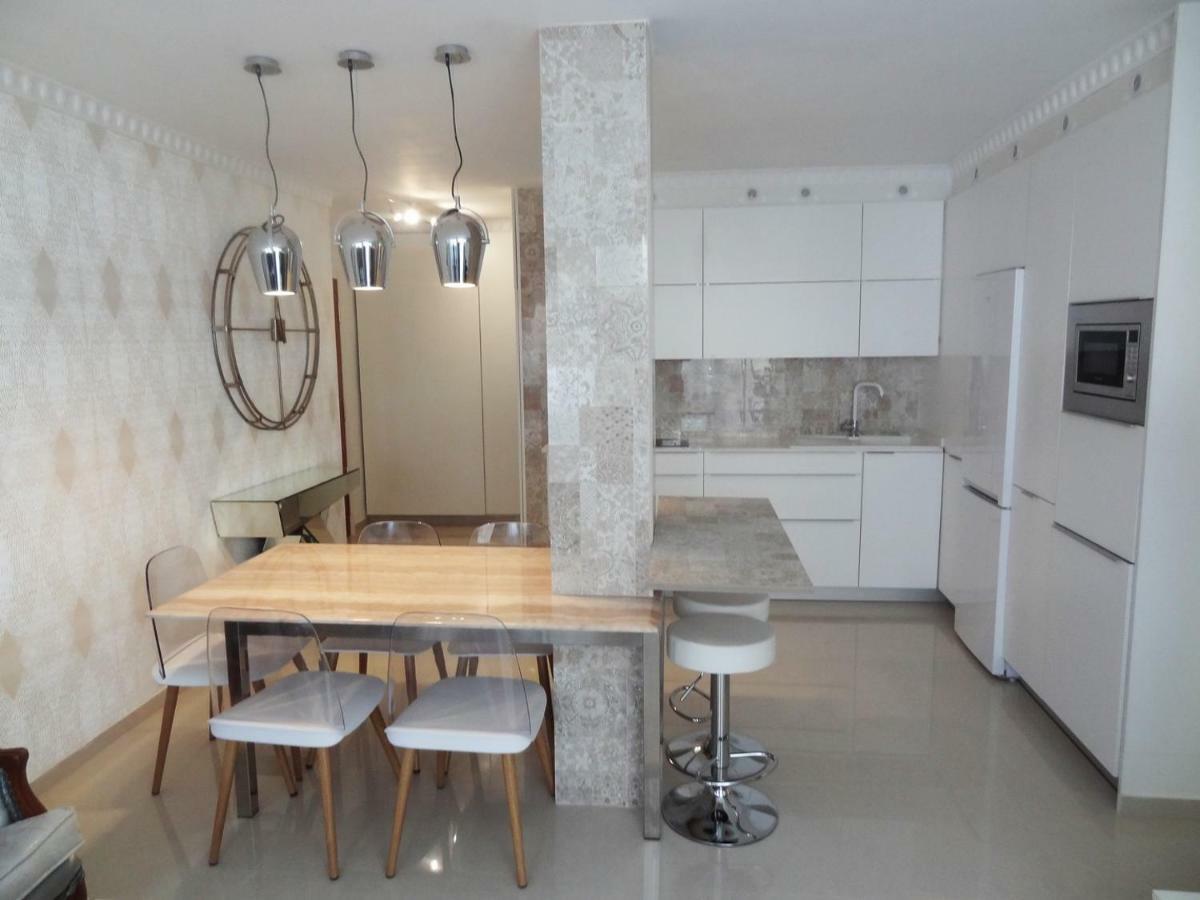 Apartment Infostays Maria Zambrano