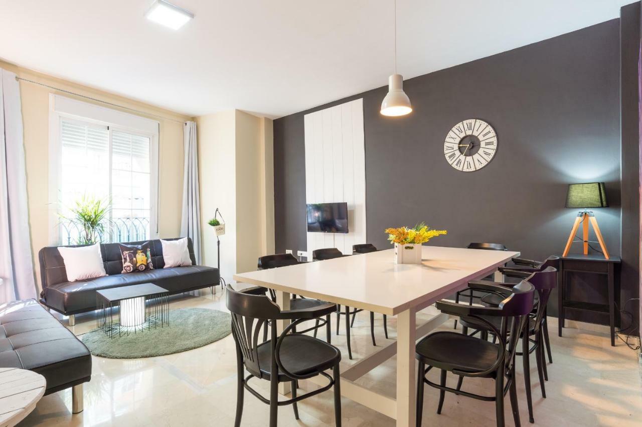 Gr2-large Groups Apt-walking Distance To Old Town Apartment Malaga