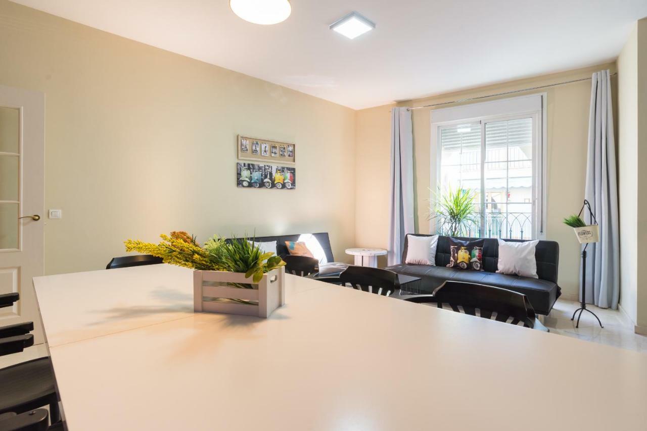 Gr2-large Groups Apt-walking Distance To Old Town * Malaga