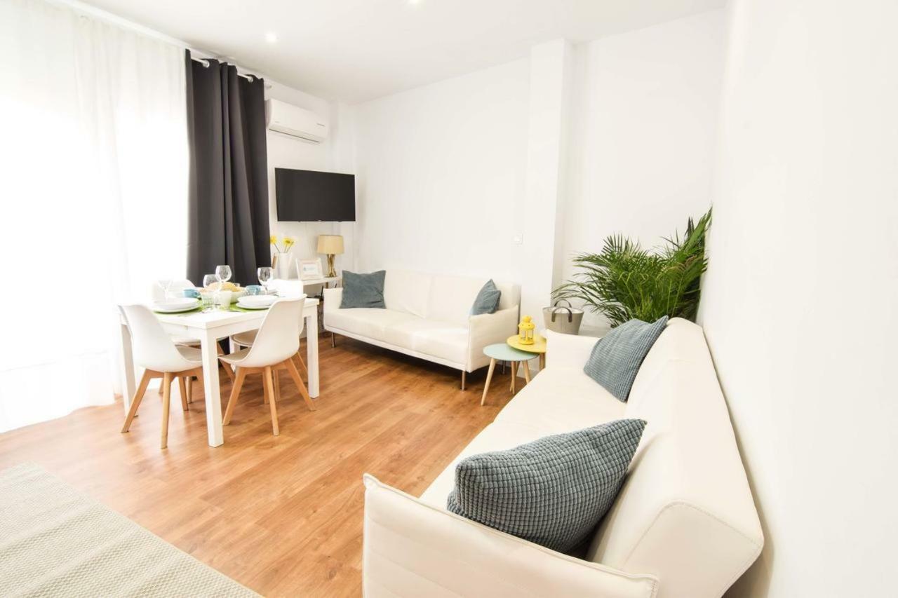 Lyrioshomes Cervantes Málaga