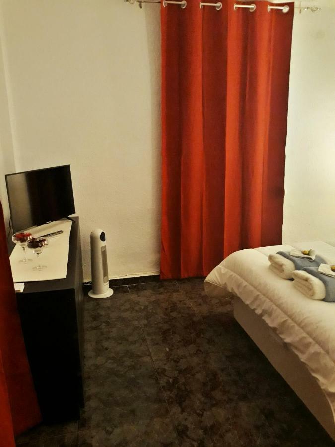 Aperol Guest house *