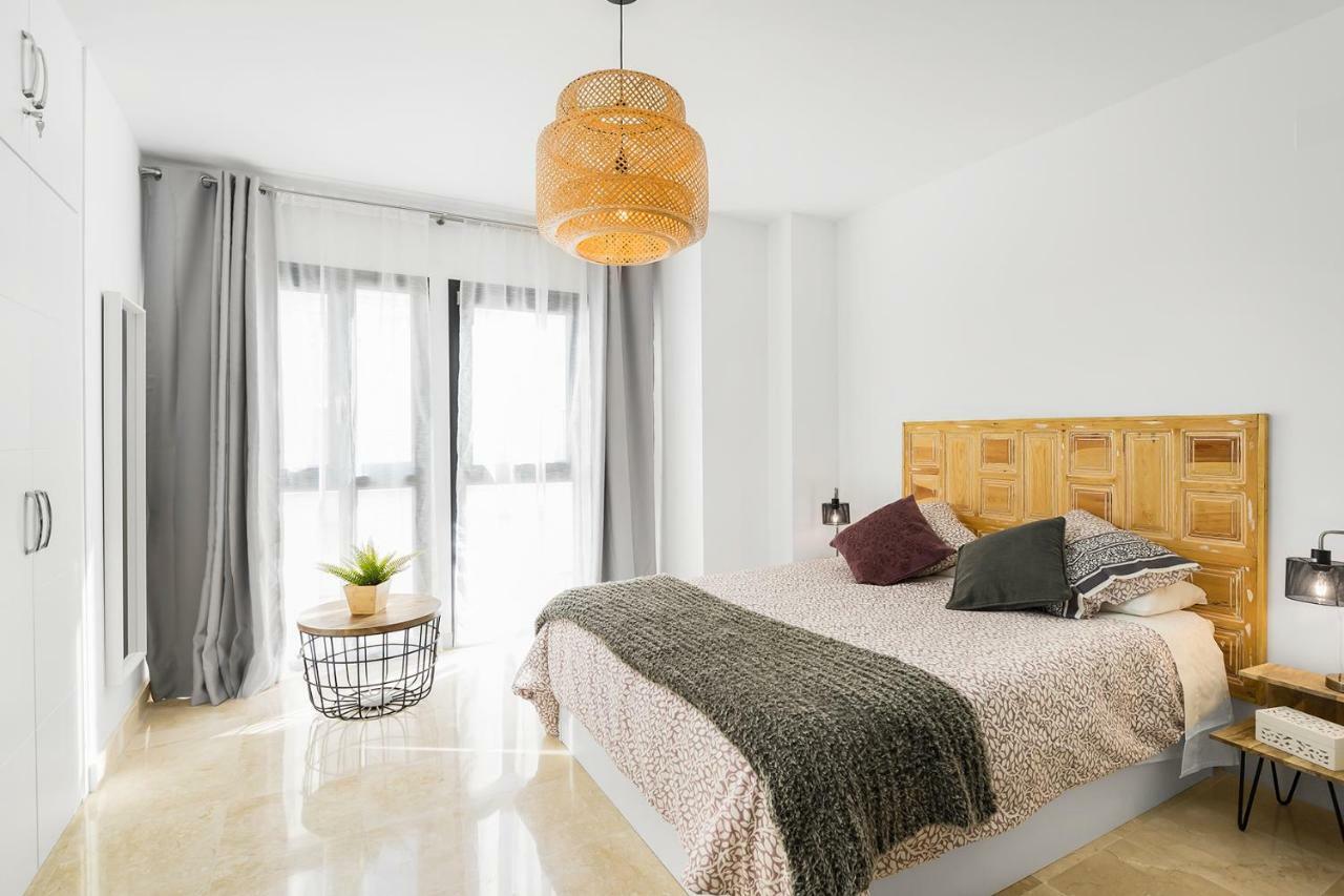 Apartment Lujo Ancha Del Carmen Malaga