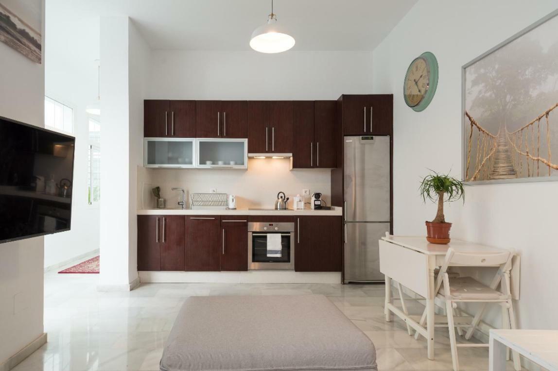 Ml1c-prime Location Marble With Patios Apartment *