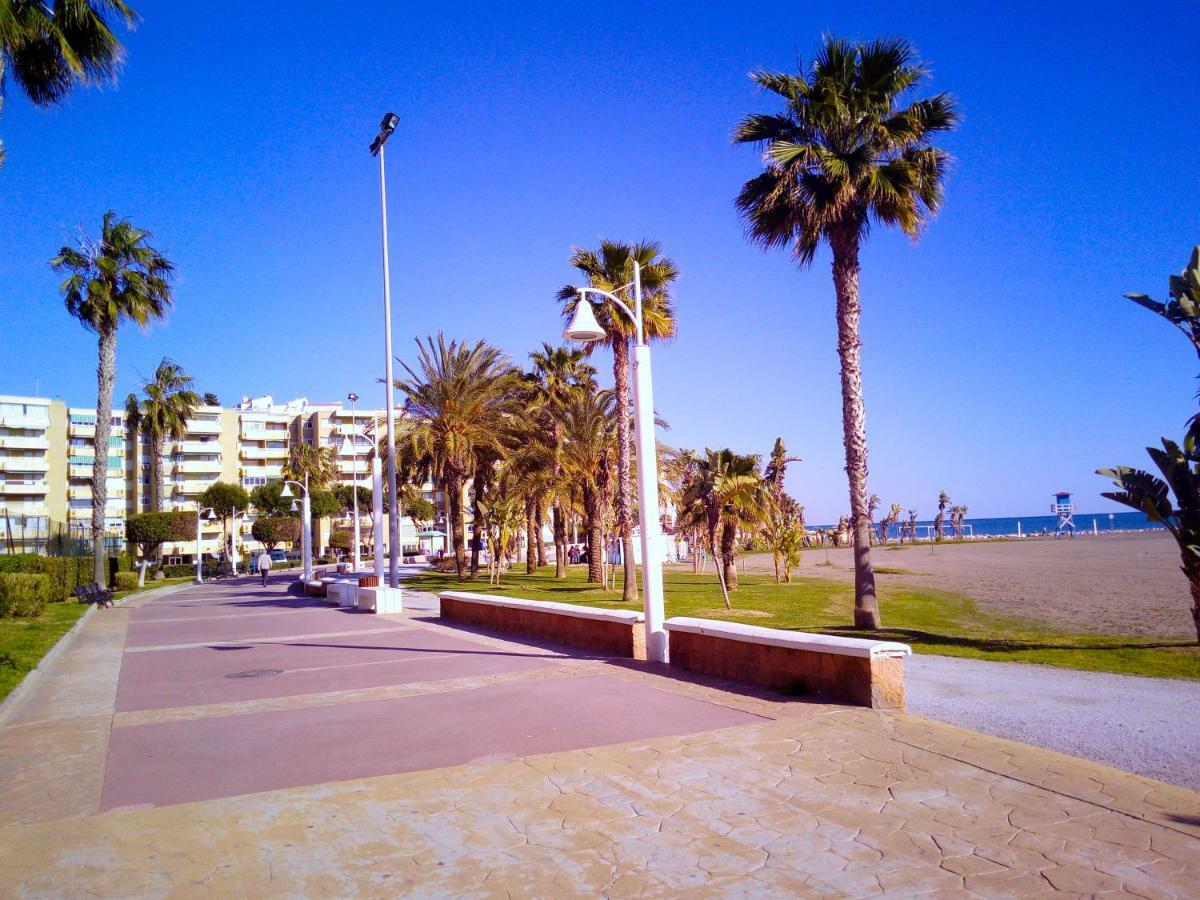 Playa La Cala In Front Of The Free Parking Apartment Malaga