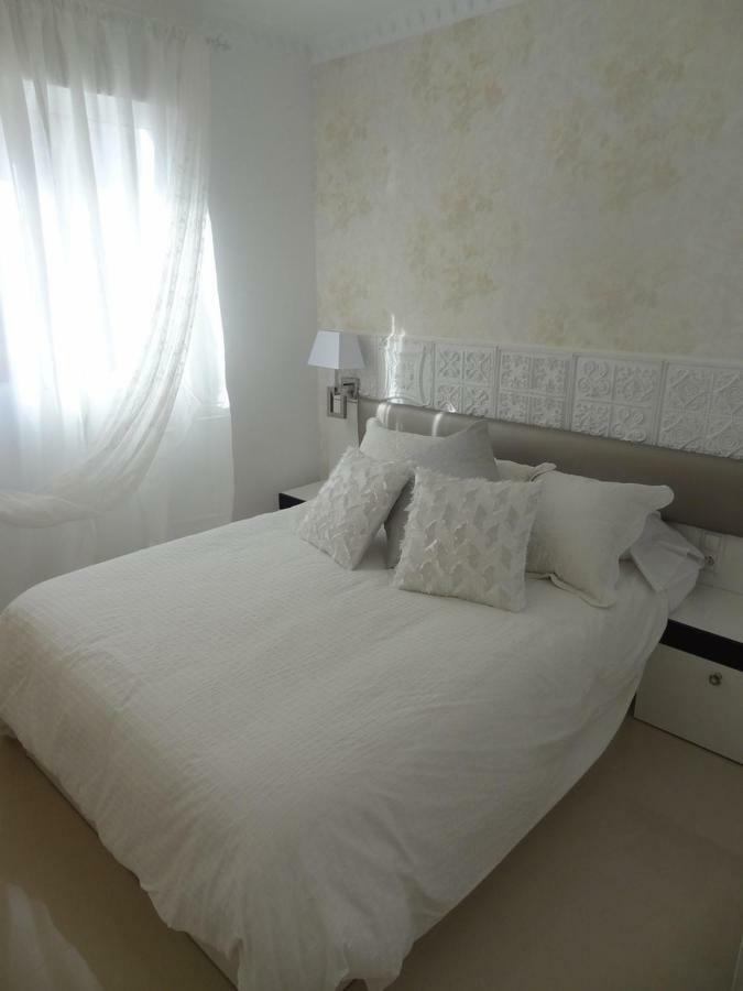Infostays Maria Zambrano * Malaga
