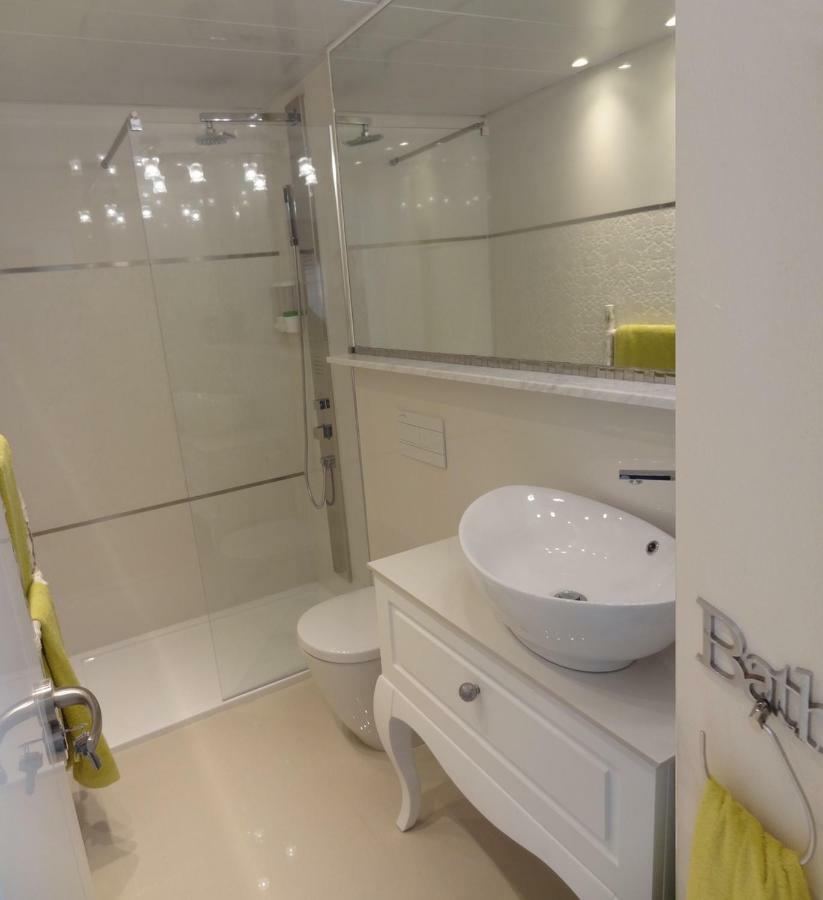 Infostays Maria Zambrano Apartment *