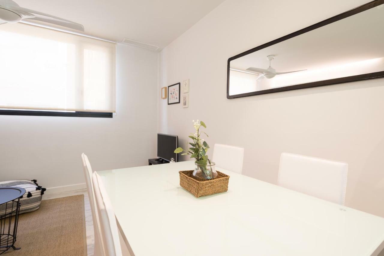Apartment Pedregalejo, Estropada 2 *