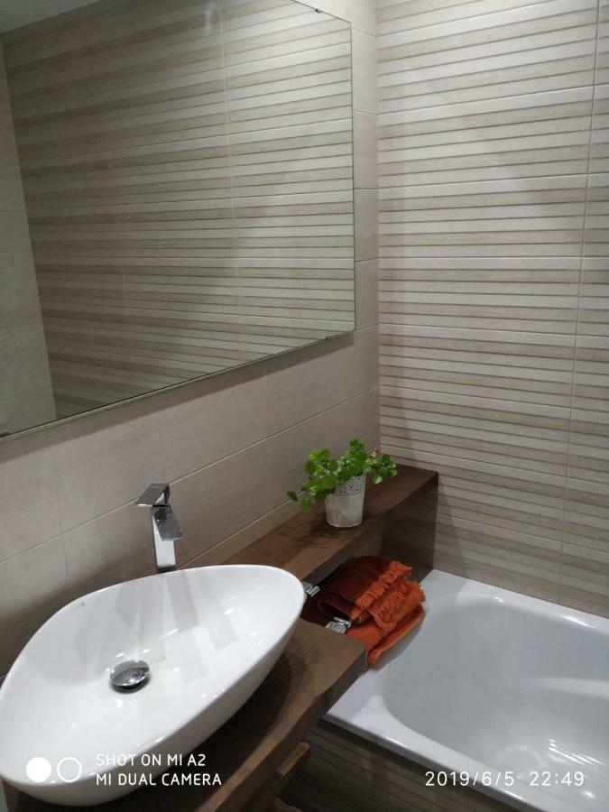 Benalbeach Jr * Malaga