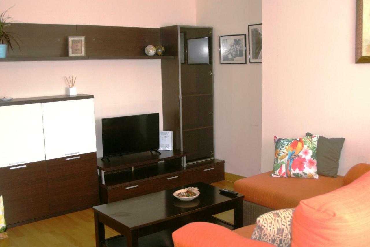 Centro Y Playa-parking Apartment Malaga