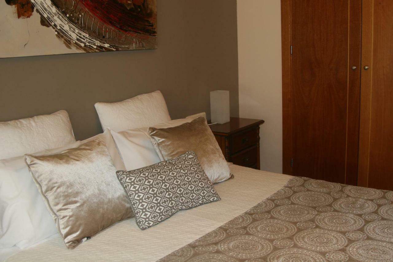 Centro Y Playa-parking Apartment *