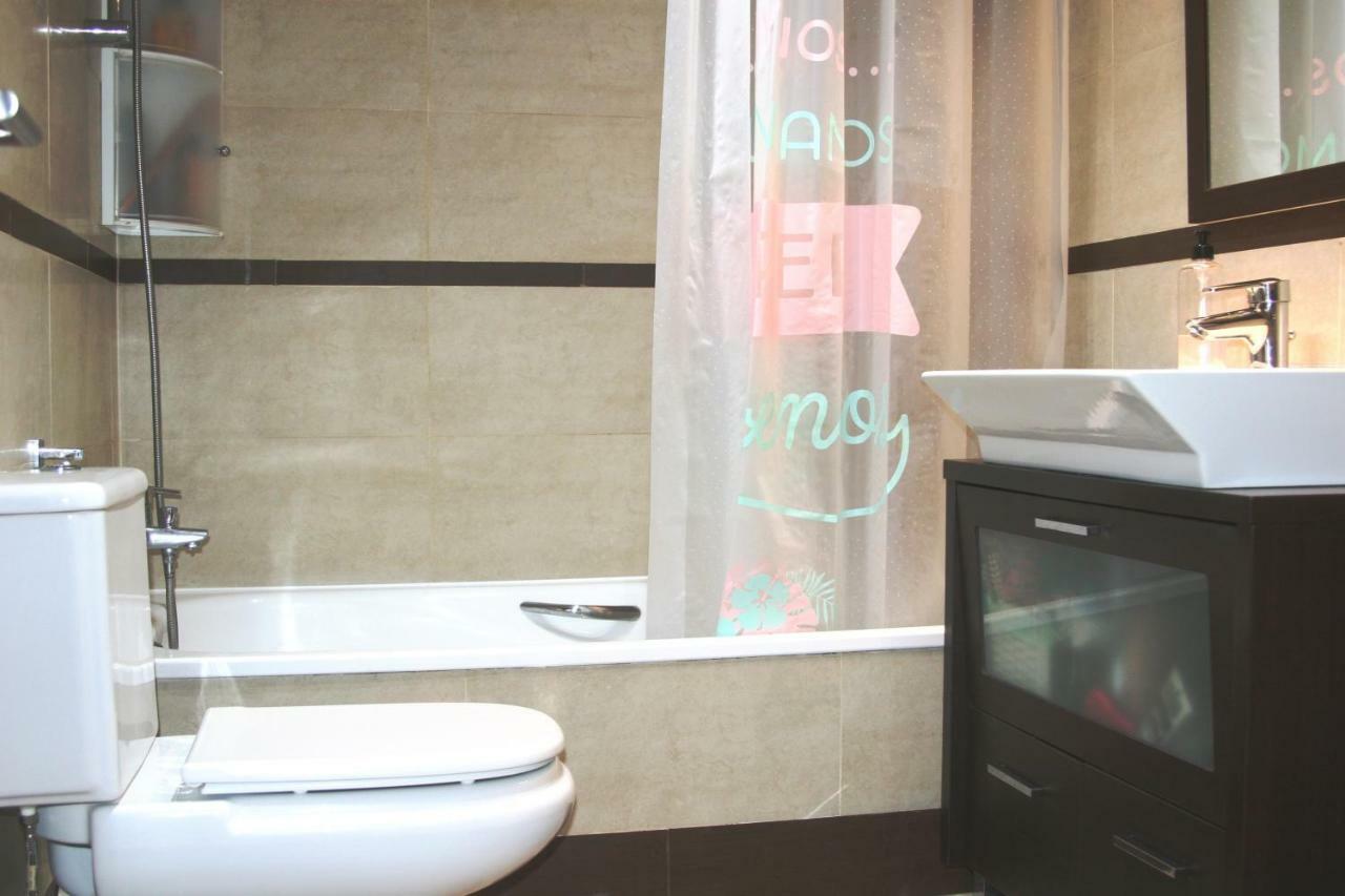 Centro Y Playa-parking Apartment