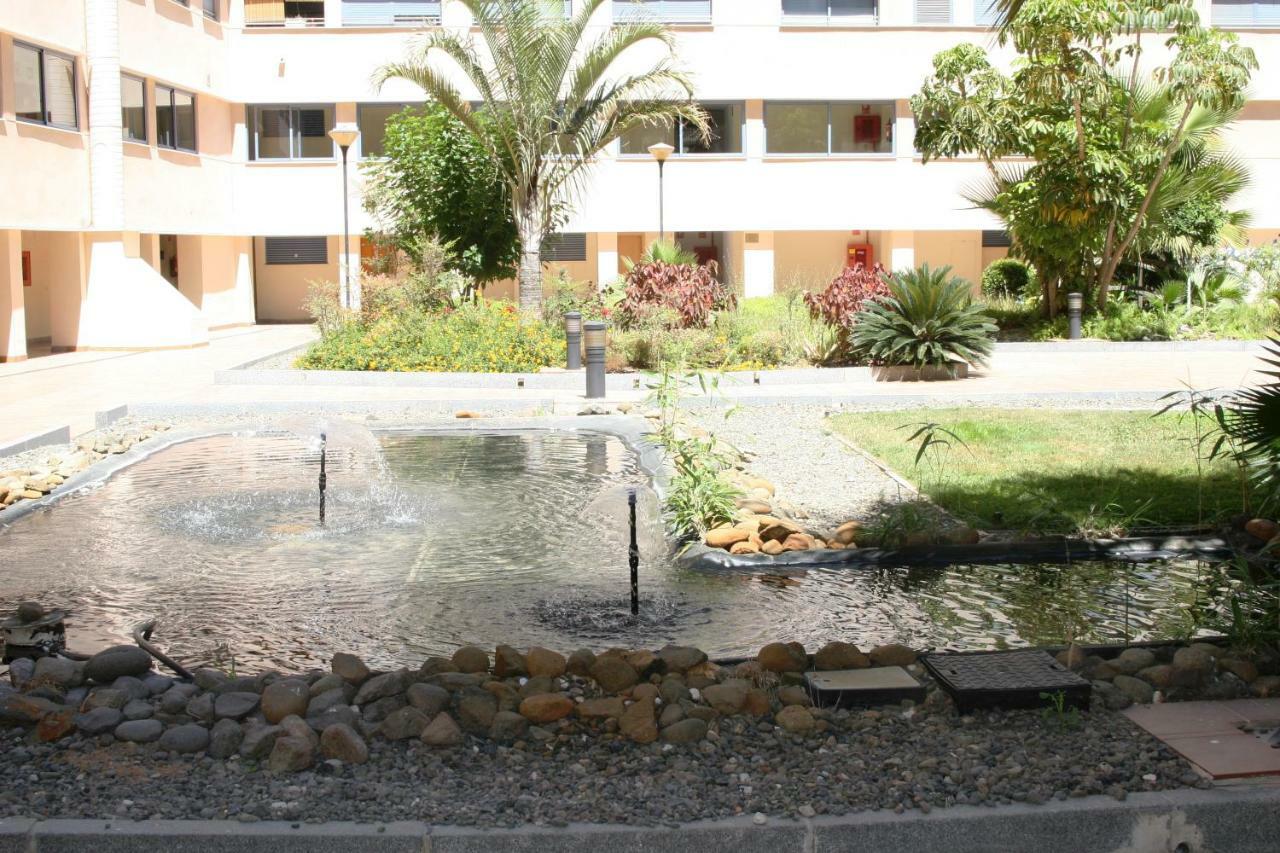 Centro Y Playa-parking Apartment *