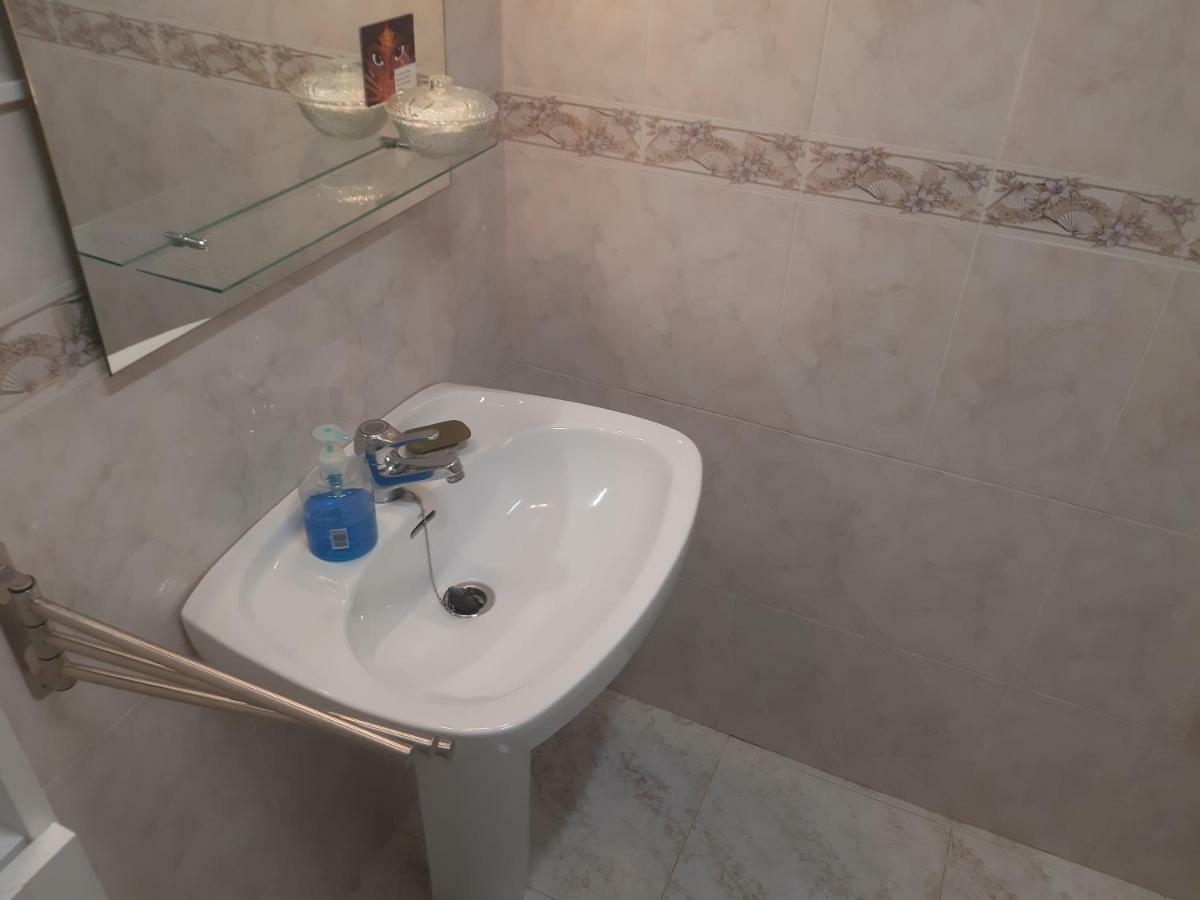 La Casa De La Tita Homestay *