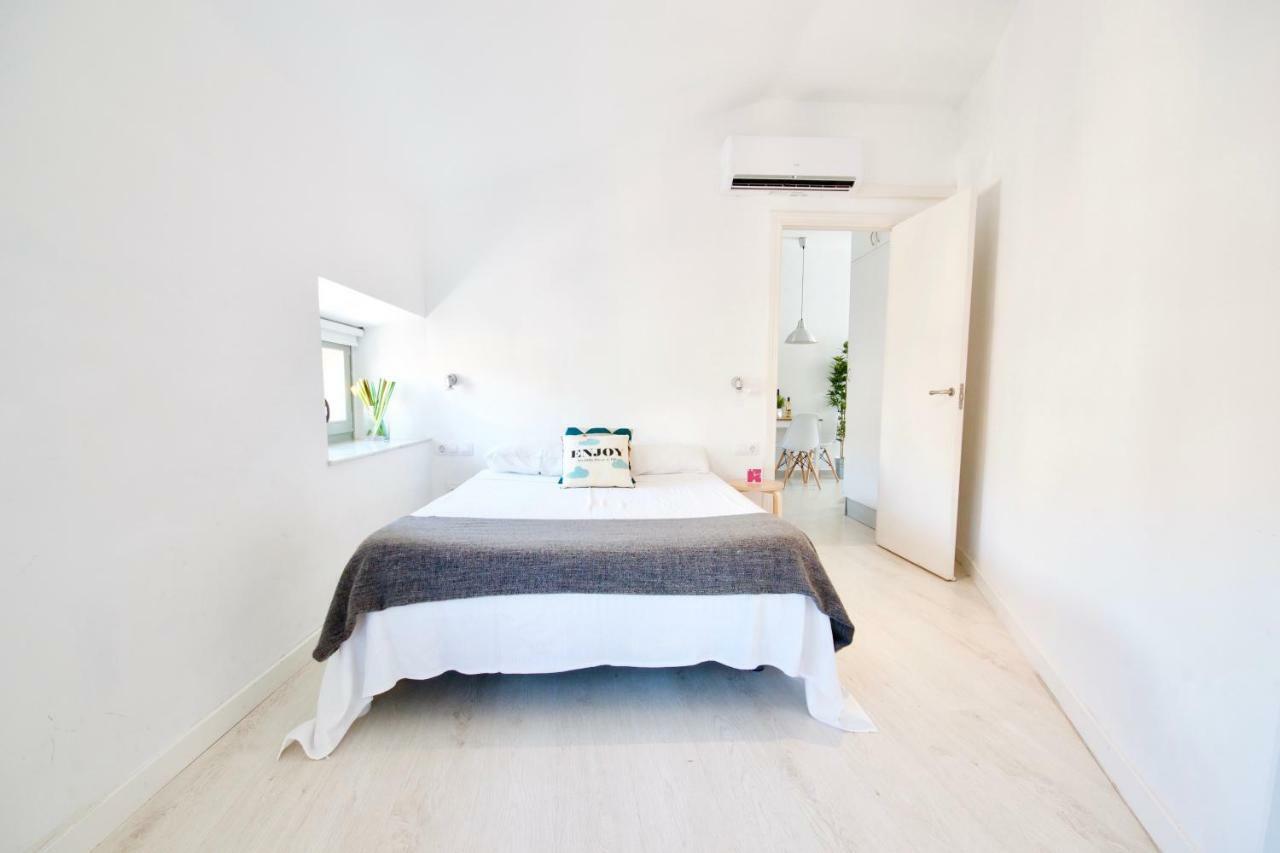 Malagaurbanrooms - Scenic Flats Apartment
