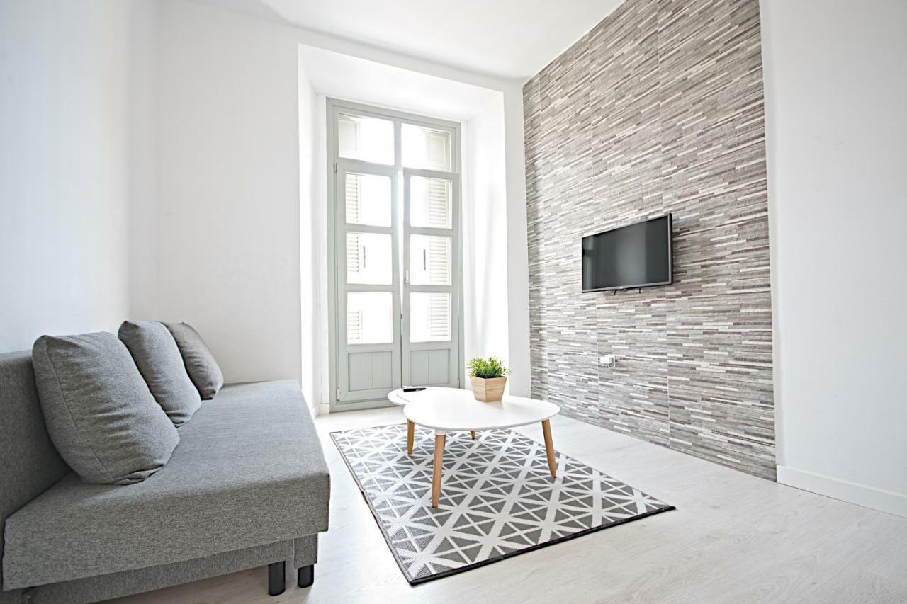 Malagaurbanrooms - City View Apartment