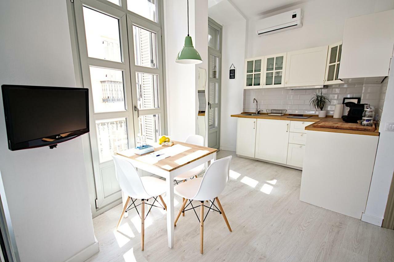 Malagaurbanrooms - City View Malaga
