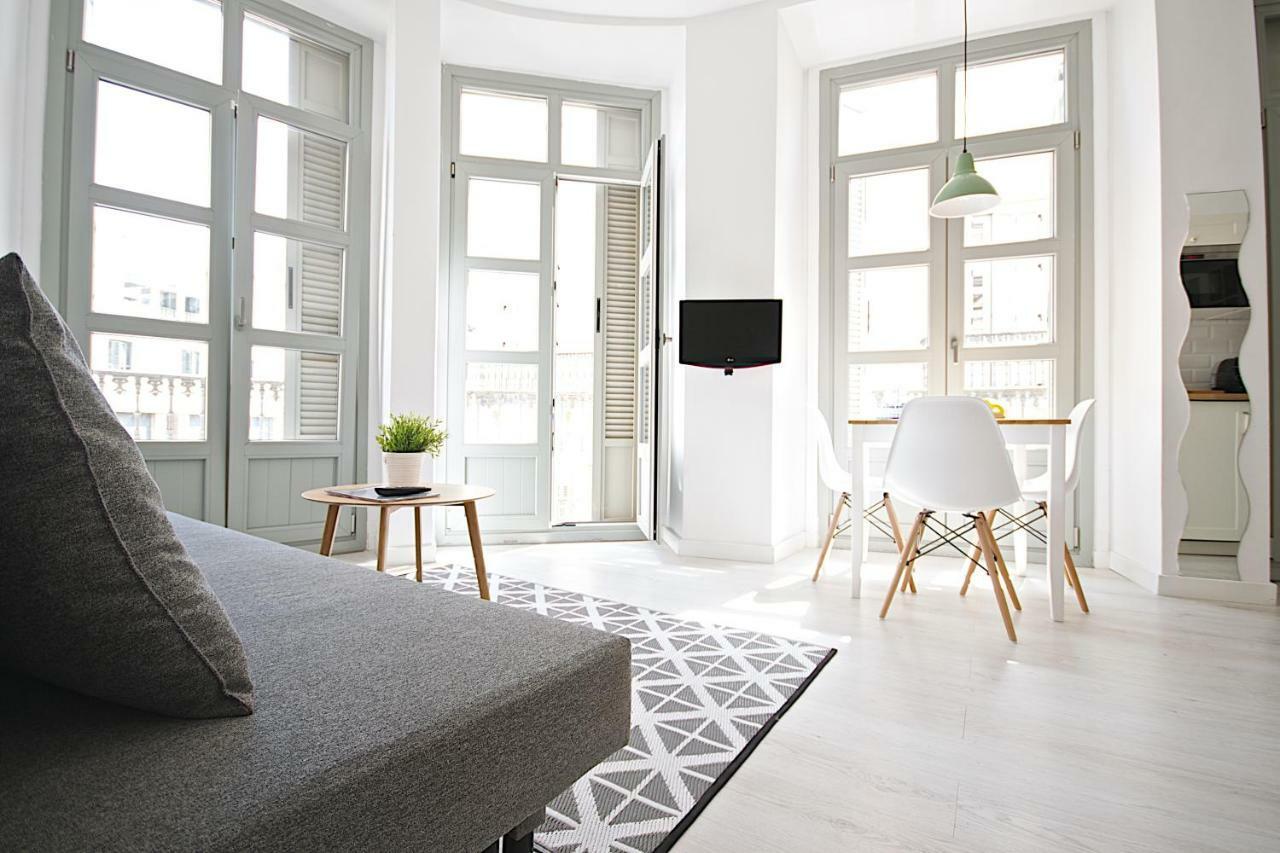 Malagaurbanrooms - City View