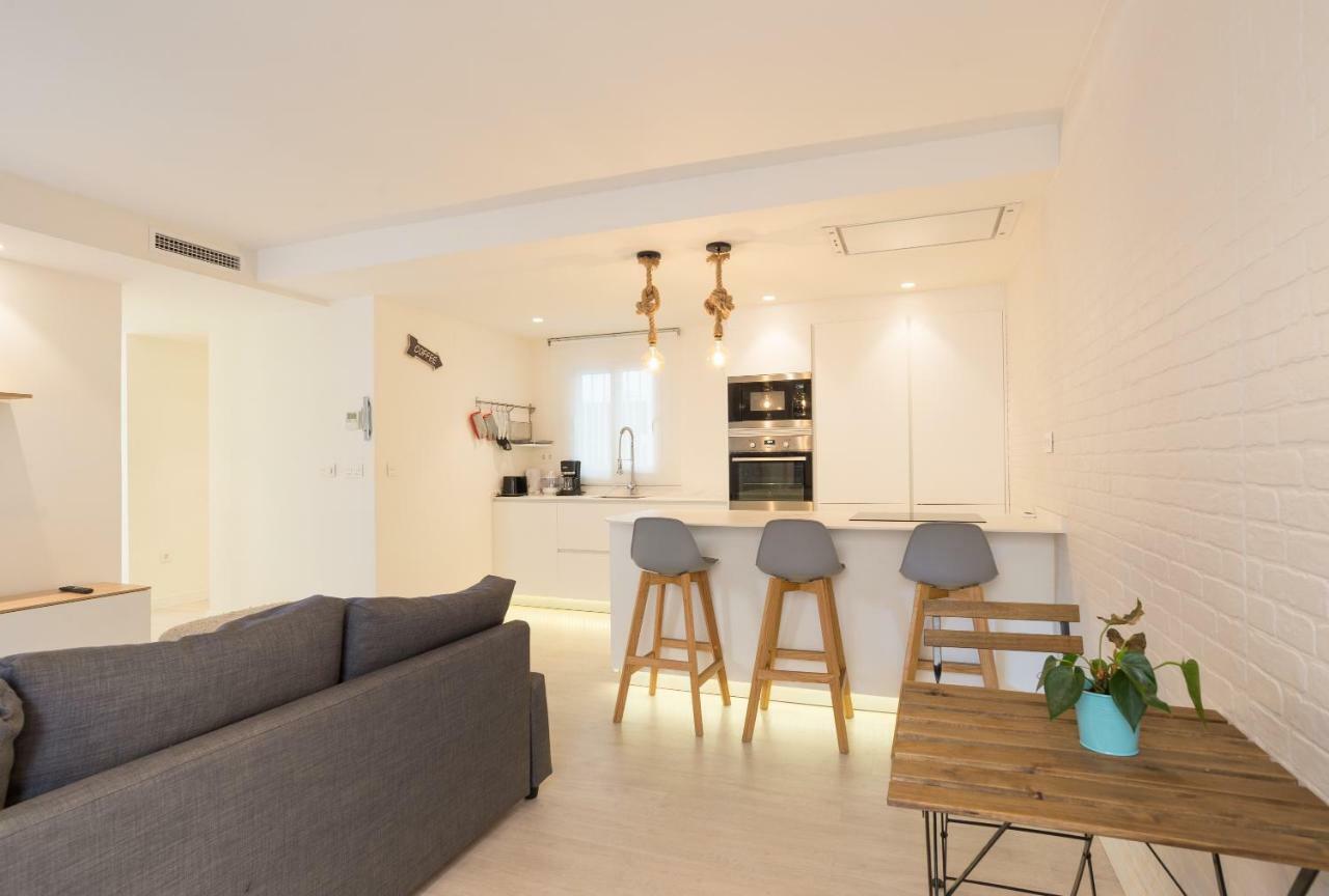 Apartment Gran Apartamento En El Centro Historico Con Parking Gratuito 4 Por Keywise *