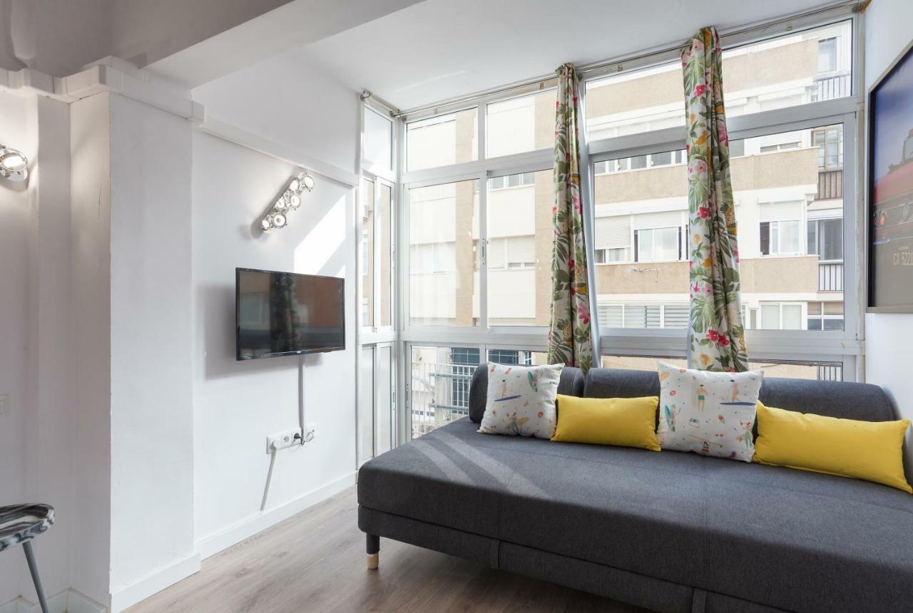 Mp2-bright Beachfront Studio Walk To Old Town Apartment *