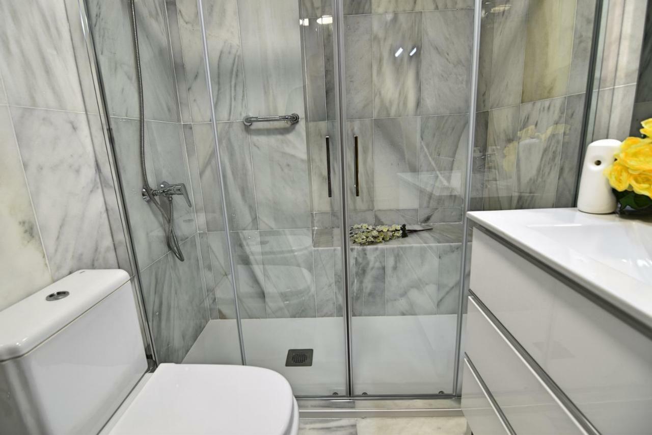 Apartment Puerto Malagueta Solo Familias Malaga