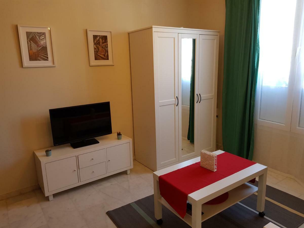 **** Genuar Center Appartement Málaga