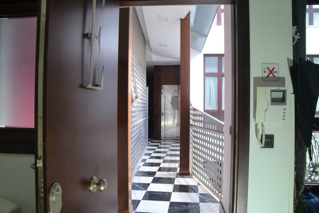 Carreteria Pool Apartamentosmalagamanagement Malaga