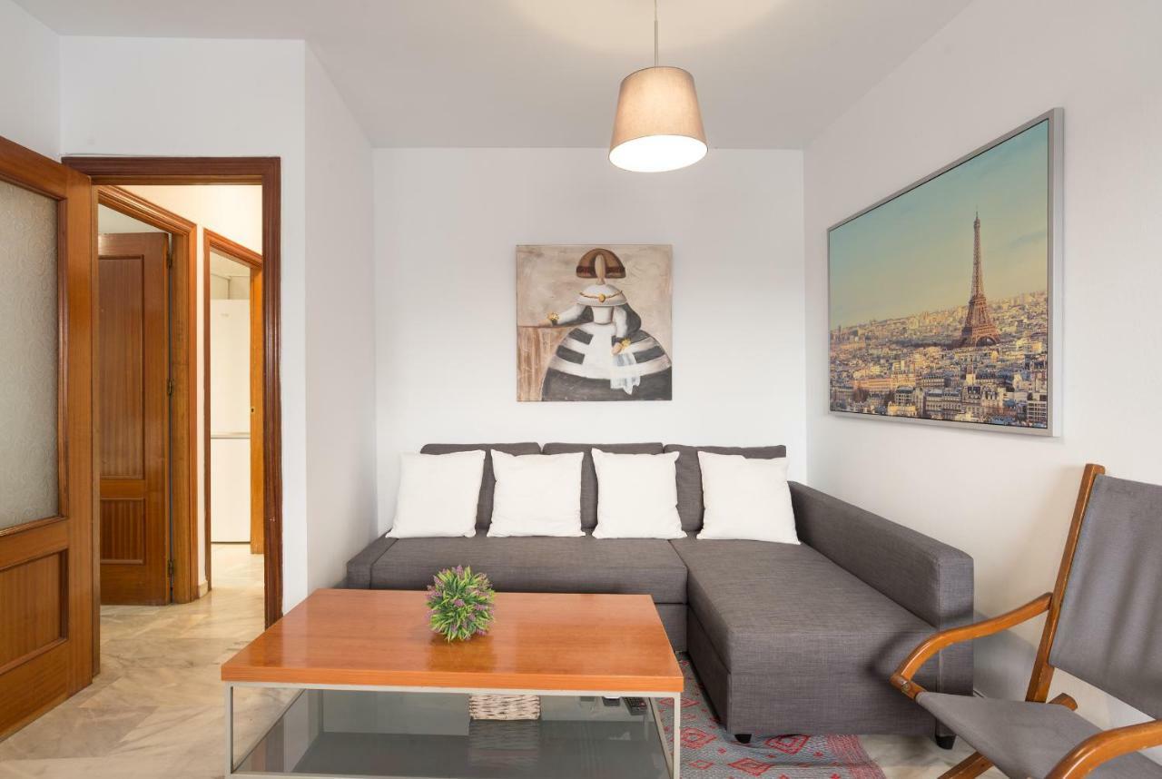 Apartment Ambb-private Patio-steps Away From Old Town Malaga
