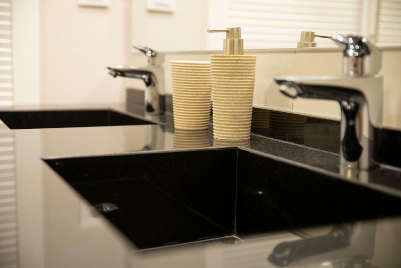 Luxury Alcazaba By Nagoa Homes Apartment Malaga