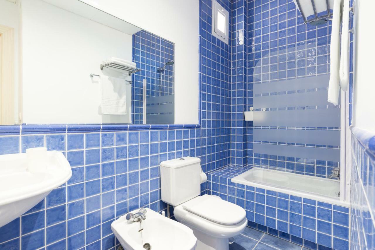 Gr2-large Groups Apt-walking Distance To Old Town Apartment *